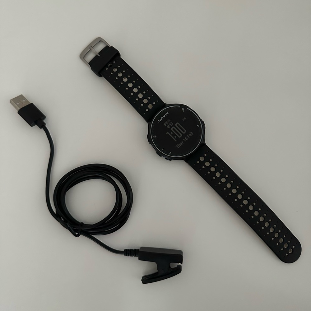 Garmin 230 forerunner watch